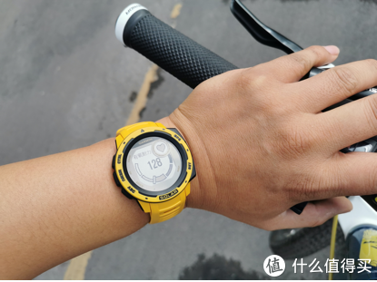 为什么有iWatch，我还更想要GARMIN？佳明本能太阳能腕表体验分享