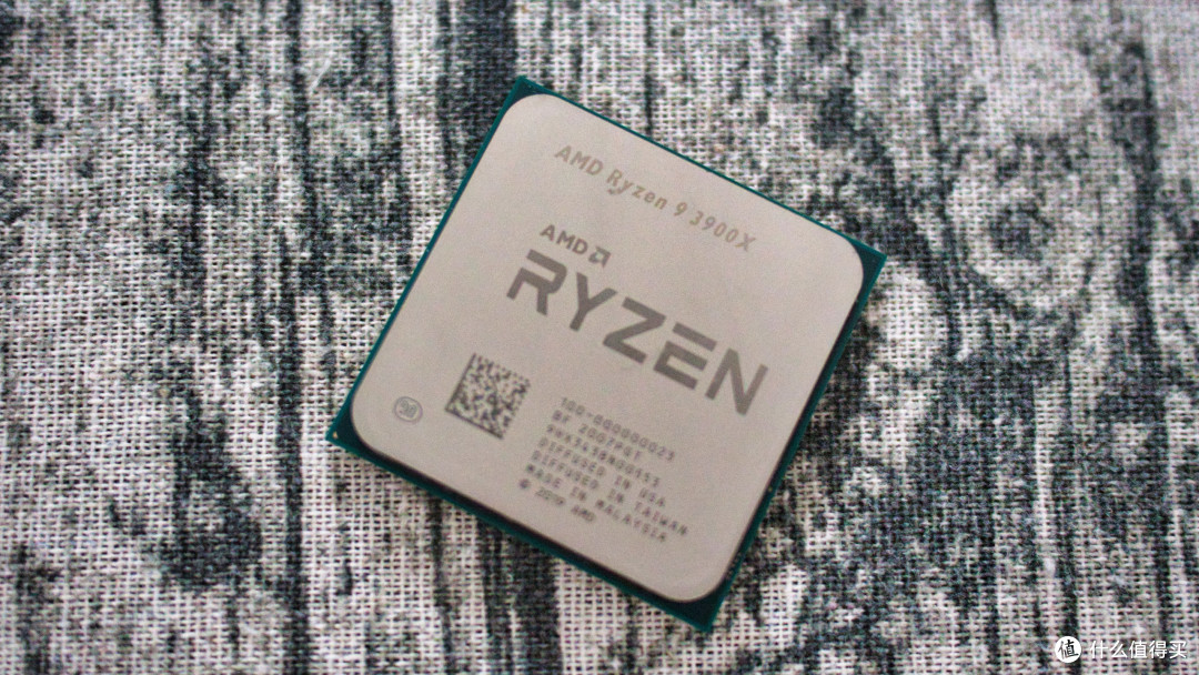 显示器坏了也要看片带屏幕的恩杰z63水冷长啥样