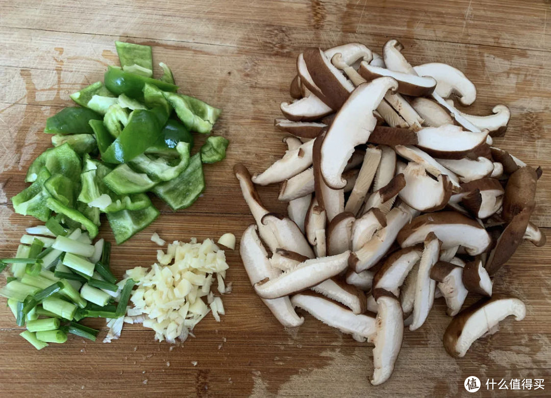 低脂低卡的蚝油香菇，健健康康的素菜与想要减肥的你是最配的