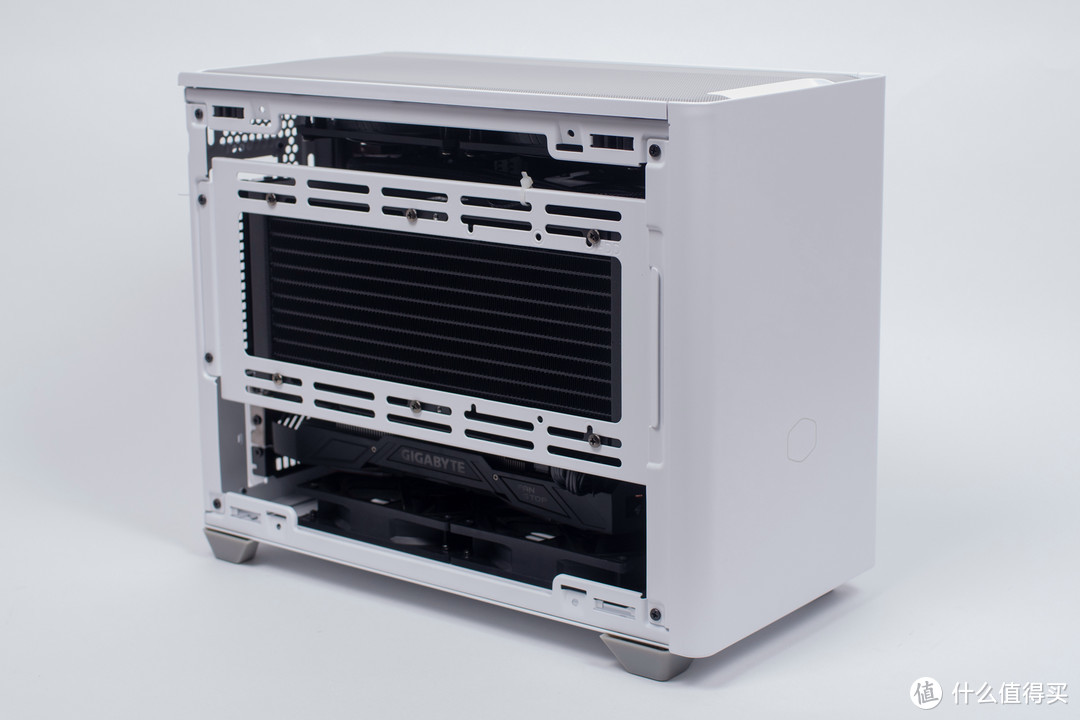 酷冷NR200P机箱、V650电源、海魔240水冷、利民AK120风冷，9种装法烤机横评