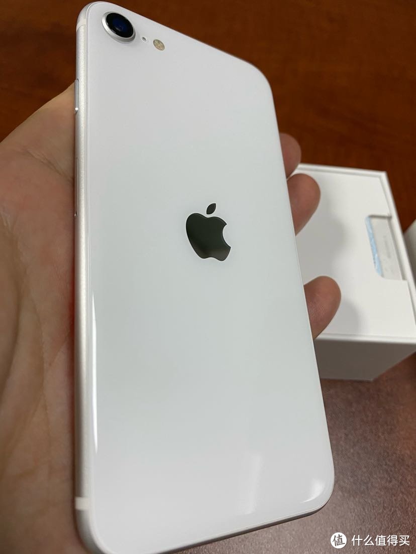 iPhone12即将发布我却下手iPhone SE2