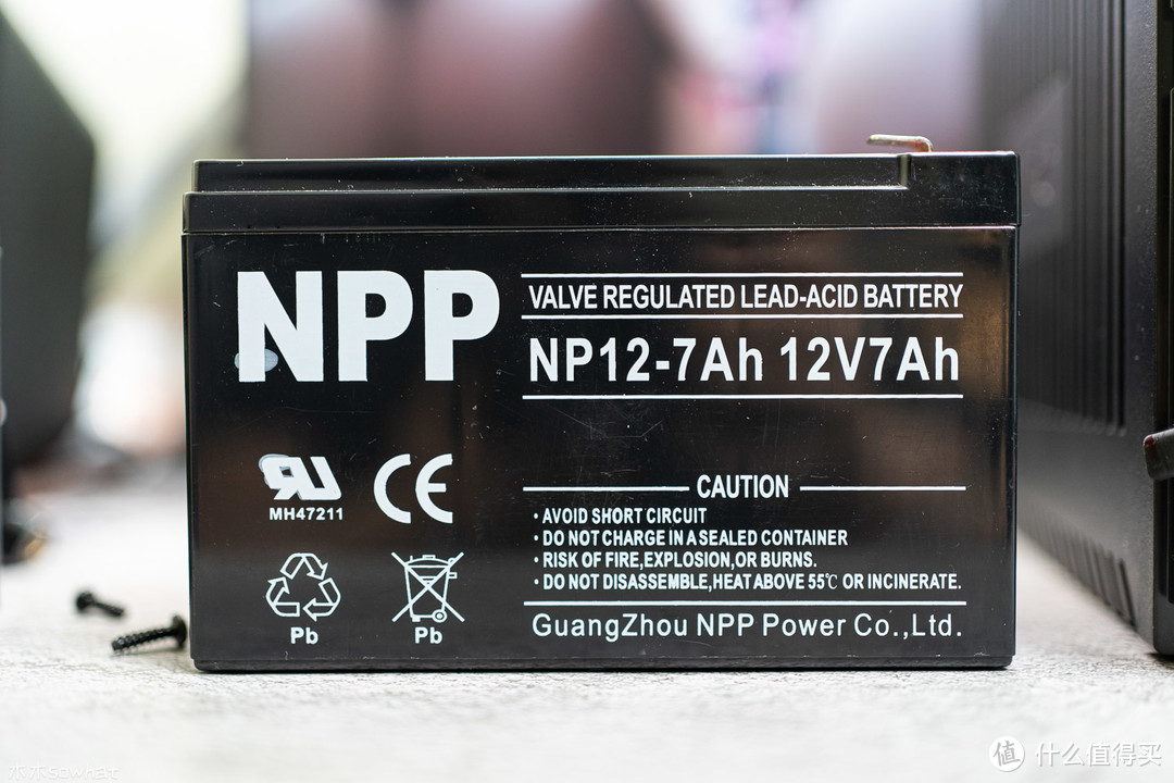 给NAS周全保护，2分钟更换电池，让APC BX650 UPS满血复活