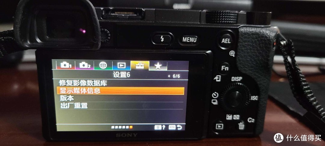 索尼α6100非专业评测：入门级微单行不行？摄影小白有话要说