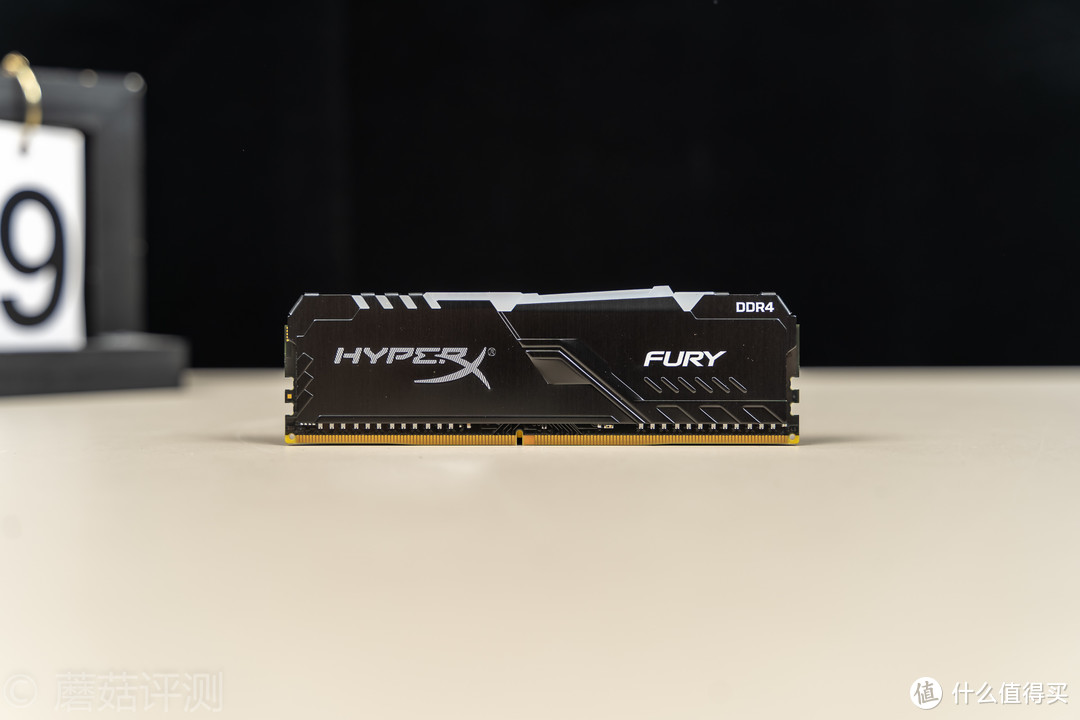 轻轻松松拉到4000+MHz、金士顿HyperX骇客神条Fury雷电系列RGB内存条 评测