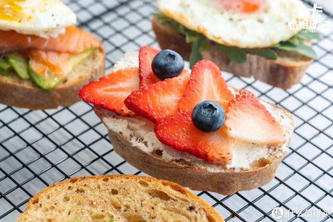 减脂也能吃面包!无油又无糖,外脆内软吃上瘾!_甜品_什么值得买