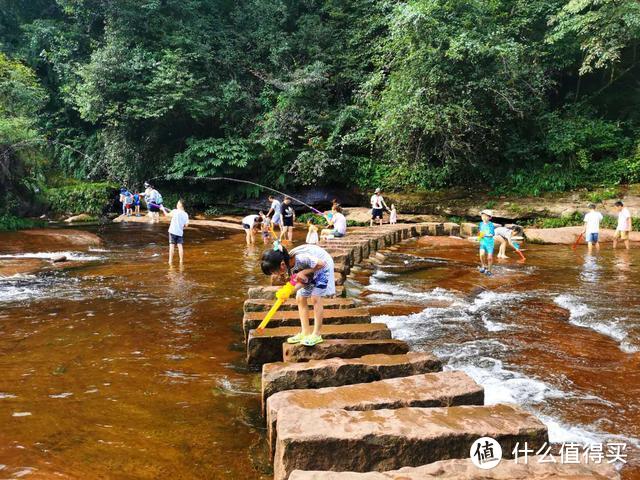 这个离成都仅2小时车程的景区，盛夏只有20多度，人均消费不足300