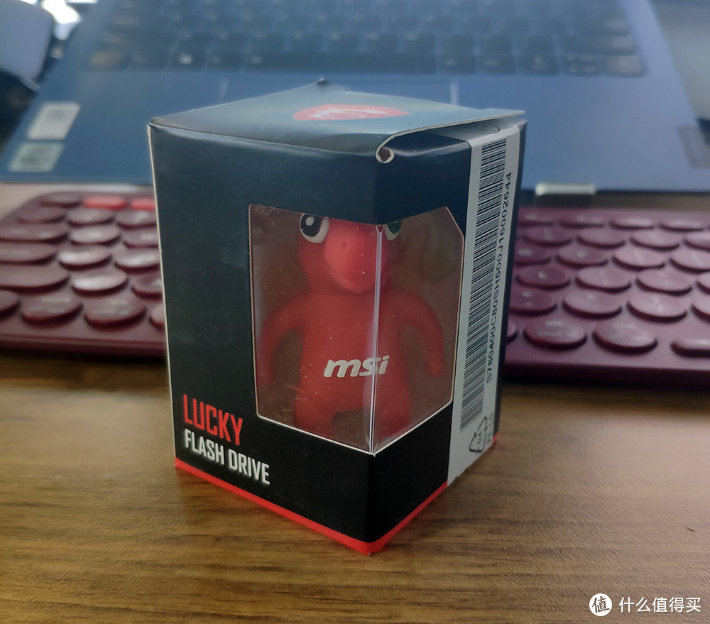 短评快测，大妈评论奖品 MSI 16GB U盘