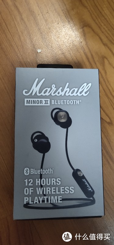 运动轻盈的蓝牙耳机马歇尔（Marshall）MINOR II bose