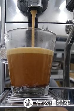  使用铝箔纸封装Nespresso胶囊壳制作Espresso