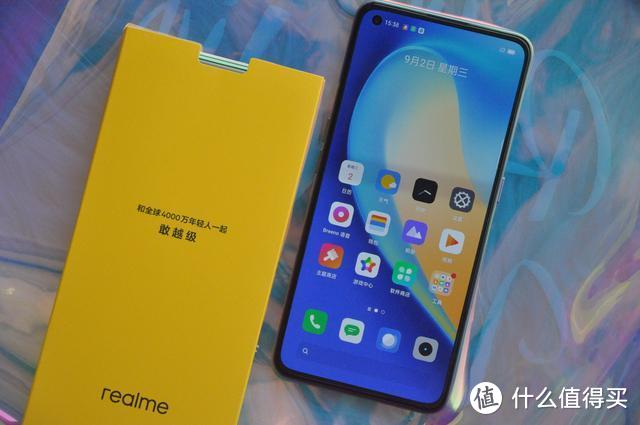 打造年轻一代潮玩机，realme 真我X7 Pro评测