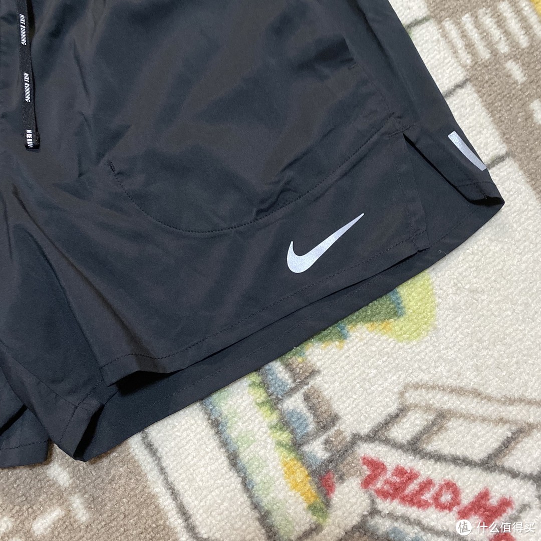 Nike FLEX STRIDE男子无衬里速干跑步短裤