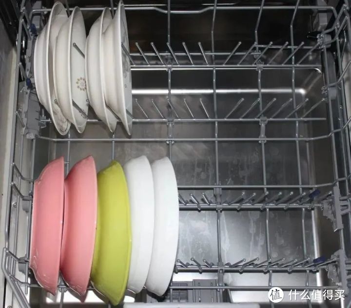 深度：为啥洗碗机都买西门子？网购假货多吗？厨房大家电入门攻略！洗碗机蒸烤箱油烟机型号推荐！