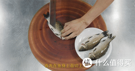 厨师长教你：“鲫鱼豆腐汤”的家常做法，满满的烹饪原理