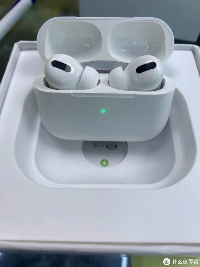 今天带大家看一下华强北最新的1562a洛达耳机