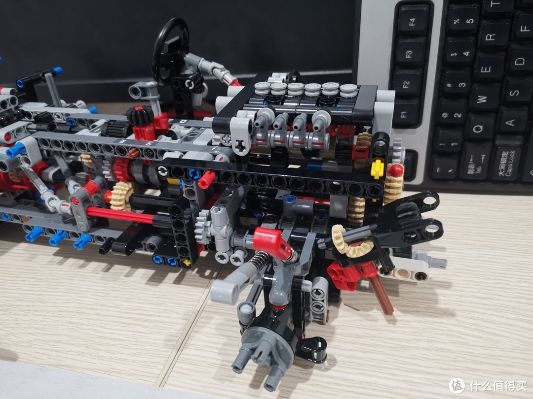 LEGO 机械组系列 42110 路虎卫士越野车 评测