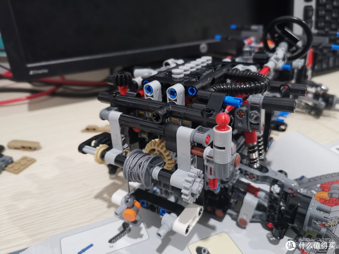 LEGO 机械组系列 42110 路虎卫士越野车 评测