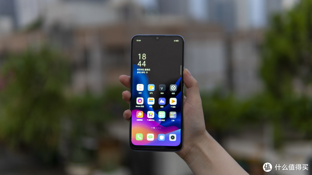 最便宜百元5G手机realme V3，打响5G普及战