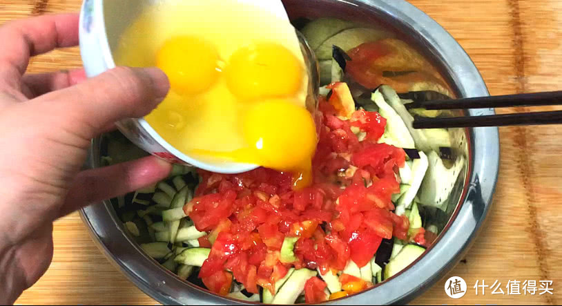 茄子西红柿鸡，不炒不拌，这样做比肉香，关键营养又简单