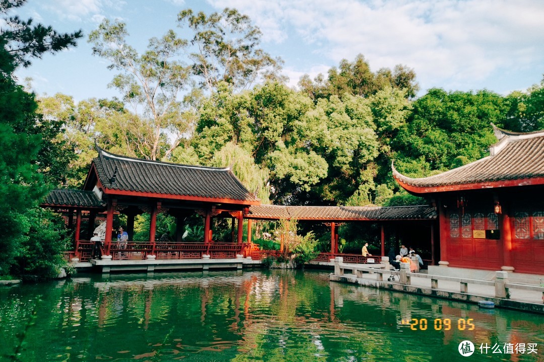 果然,福州就有,公園裡面也有西湖八景的.