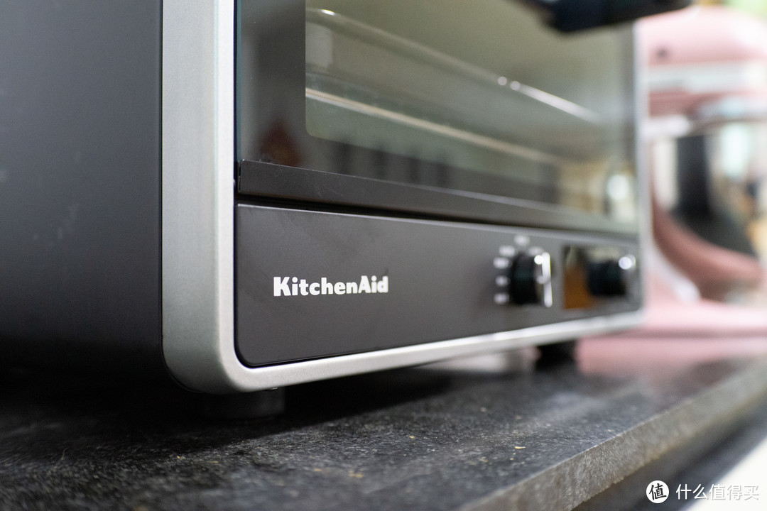 精致好用的 KitchenAid 烤箱，厨房里的新搭档