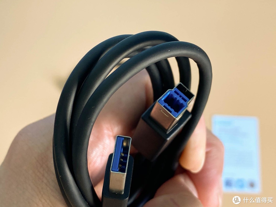 USB接口不够？ORICO 多口带开关USB HUB可以解决