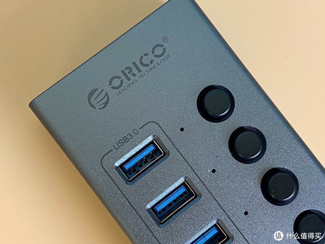 USB接口不够？ORICO 多口带开关USB HUB可以解决