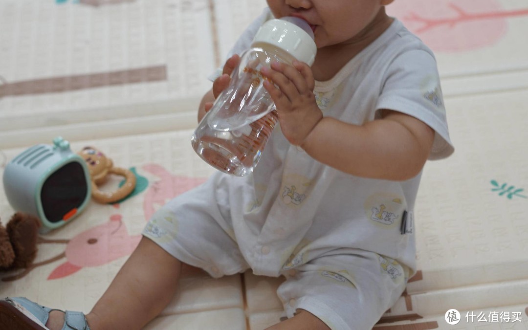 养娃神器驾到，舒婴玻璃奶瓶体验分享