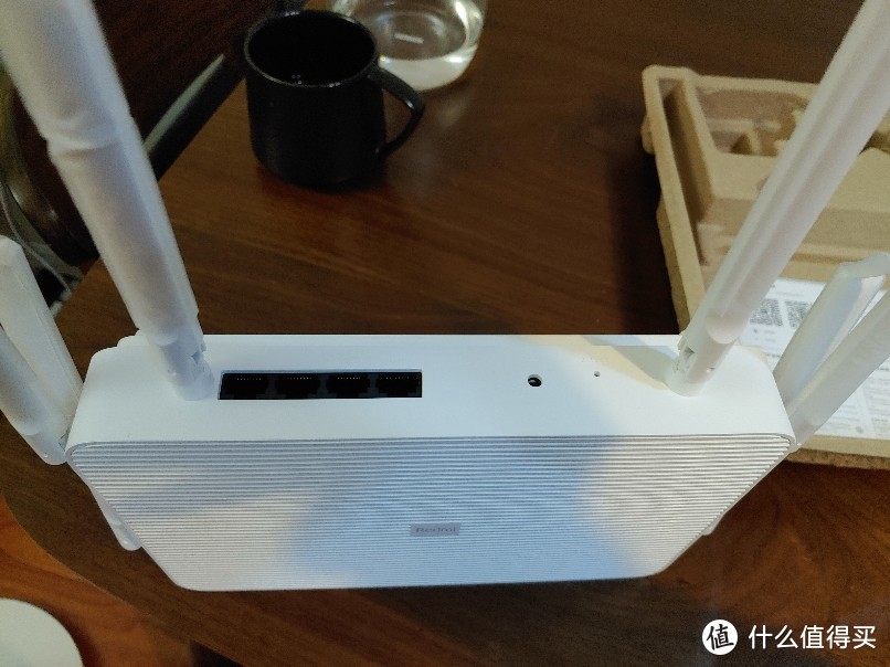 到手就拆 ！红米ax6 wifi6路由是否能完胜一代神机k2p