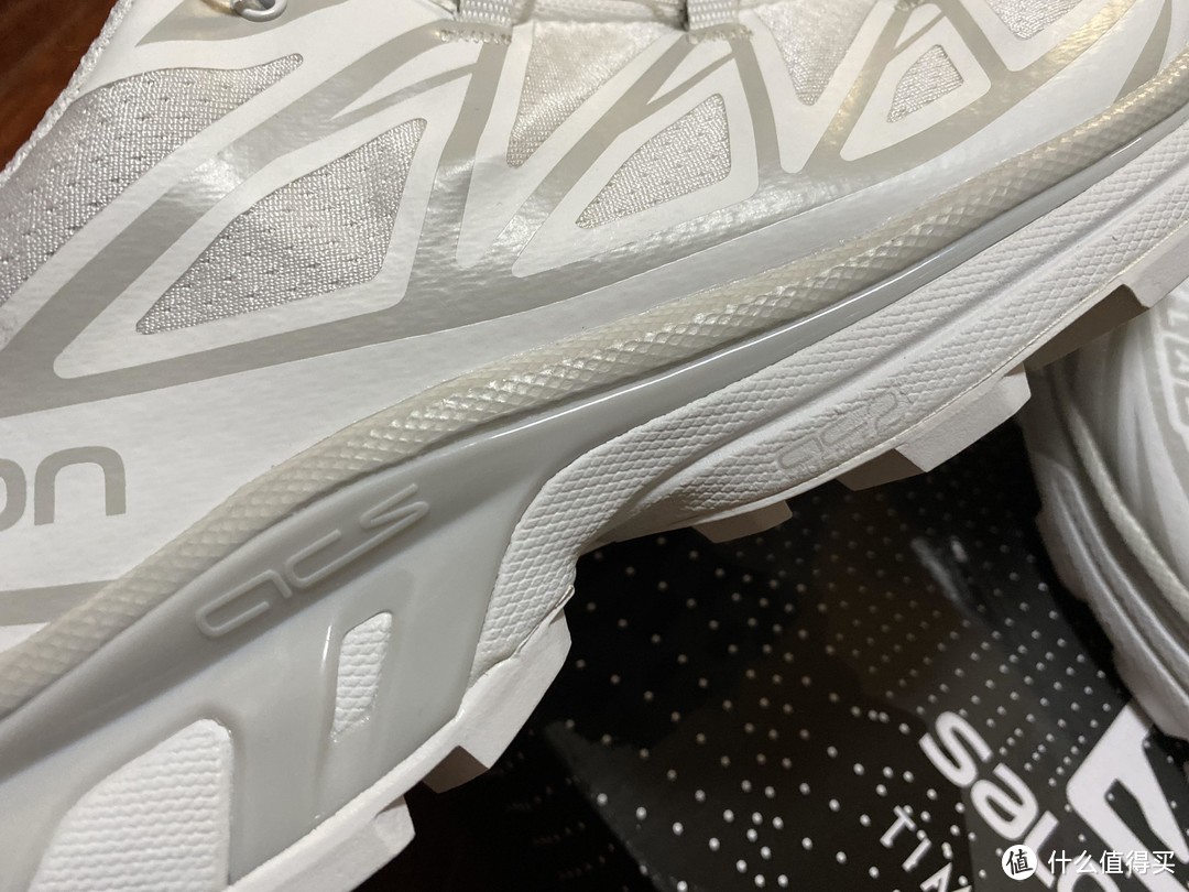 纯白的越野跑鞋——Salomon S-LAB XT6