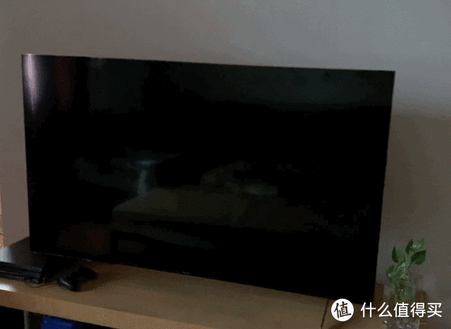 有了它卧室秒变游戏厅 -索尼65寸X9100H电视体验