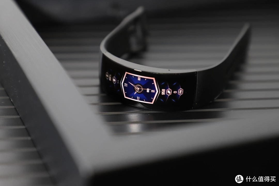 未来还未来，智能手表（手环）的未来是什么样子，深度体验Amazfit X智能手表