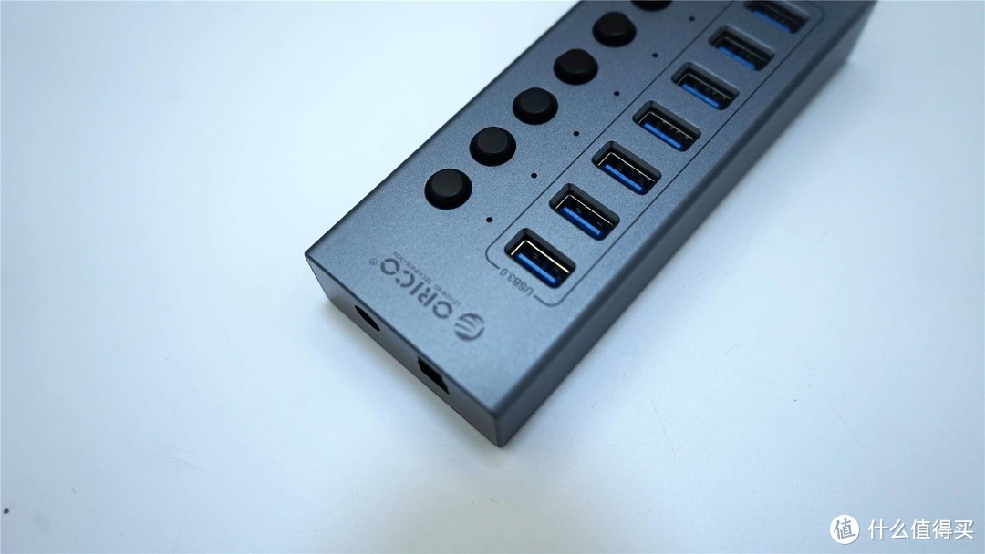 多口USB拓展 秒速传输 奥睿科7口工业级USB3.0集线器使用体验