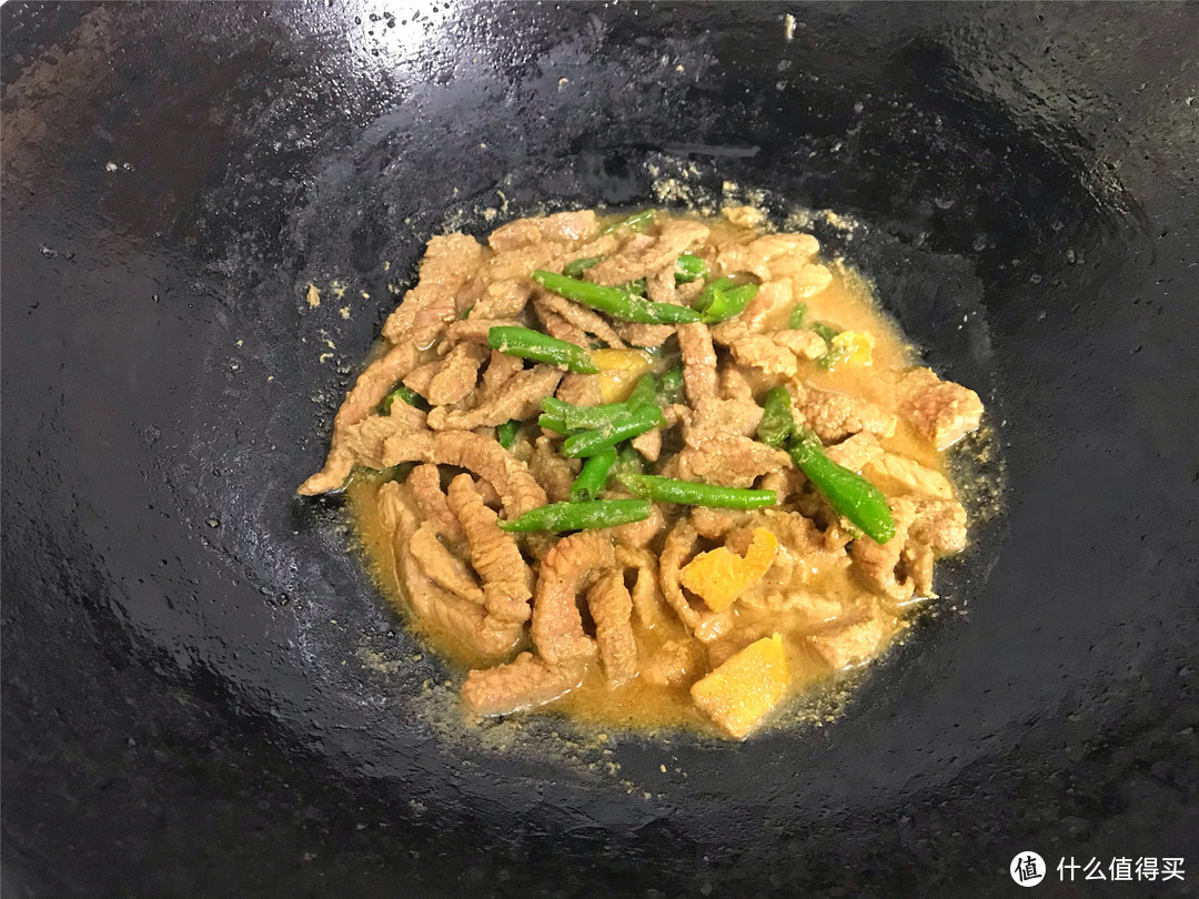 炒牛肉时别直接下锅，记住3个小技巧，牛肉软嫩不塞牙，入味好吃