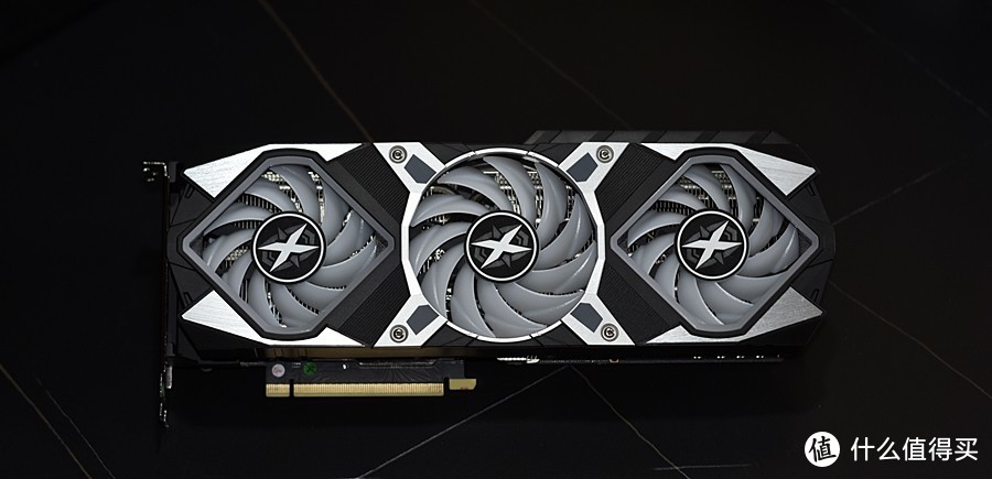 英伟达新核弹 耕升GeForce RTX 30霸0 炫光10G 奥力给！！！