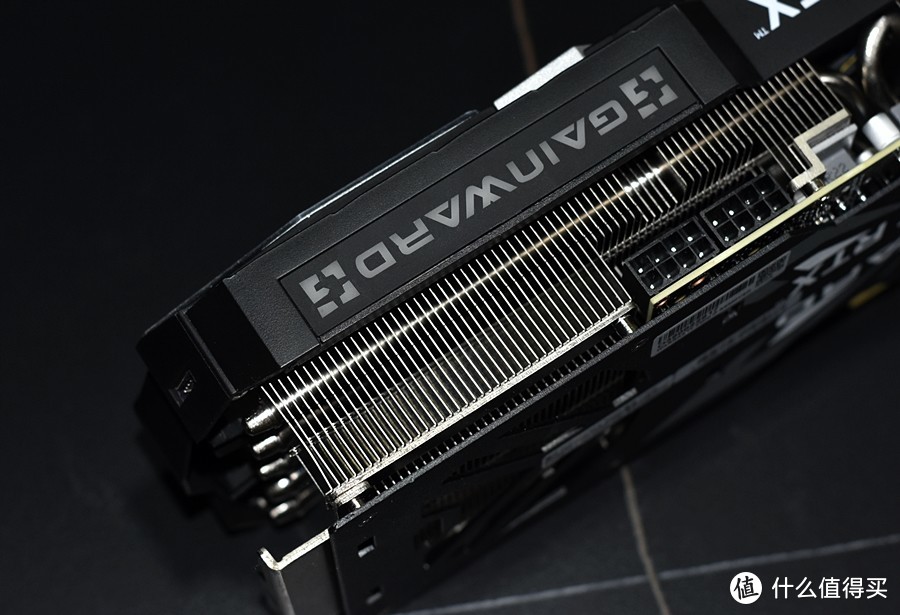 英伟达新核弹 耕升GeForce RTX 30霸0 炫光10G 奥力给！！！