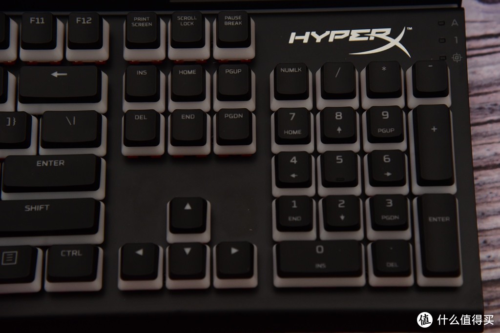 自有轴体，放飞自我—HyperX阿洛伊精英2机械键盘评测