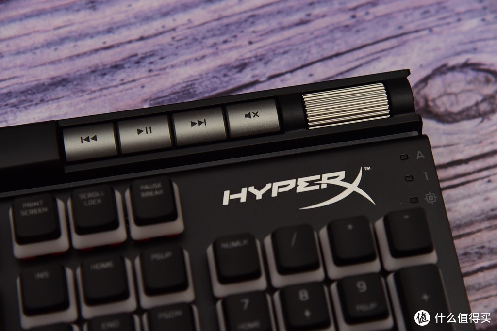 自有轴体，放飞自我—HyperX阿洛伊精英2机械键盘评测