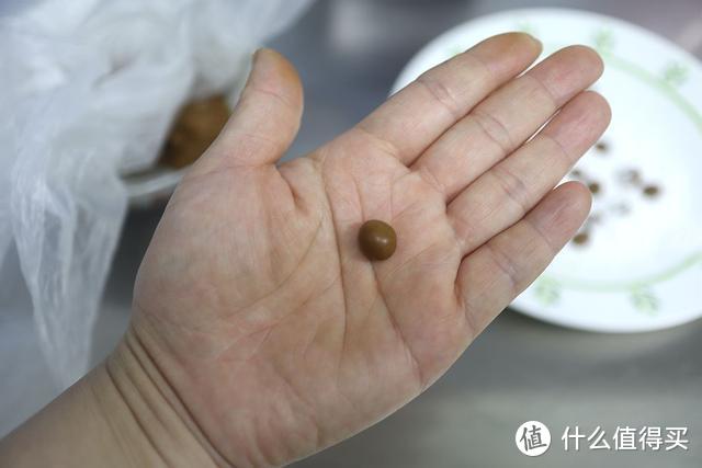 这道牛奶饮品真霸气，黑红的珍珠好Q弹，多一步降低热量放心喝