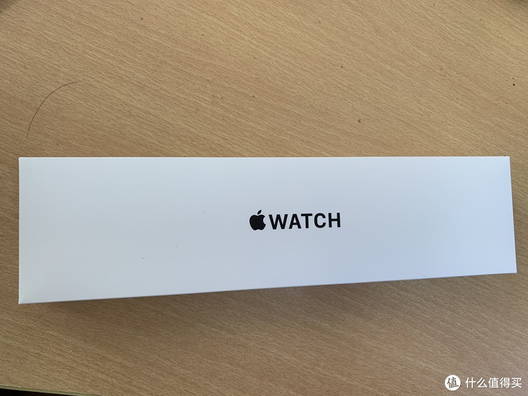 首晒，新发布的apple watch SE开箱