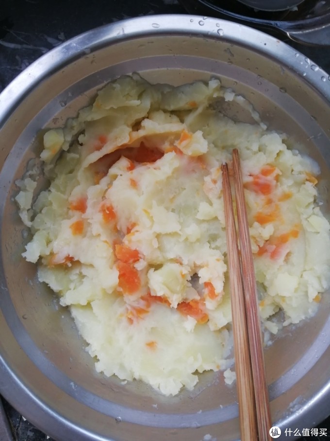 早餐一份减脂又好吃的简化土豆泥沙拉