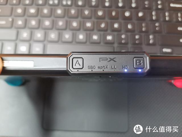 两款蓝牙5.0发射器全方位对比，除了售价相同，switch、PS4通用，低延迟还有啥