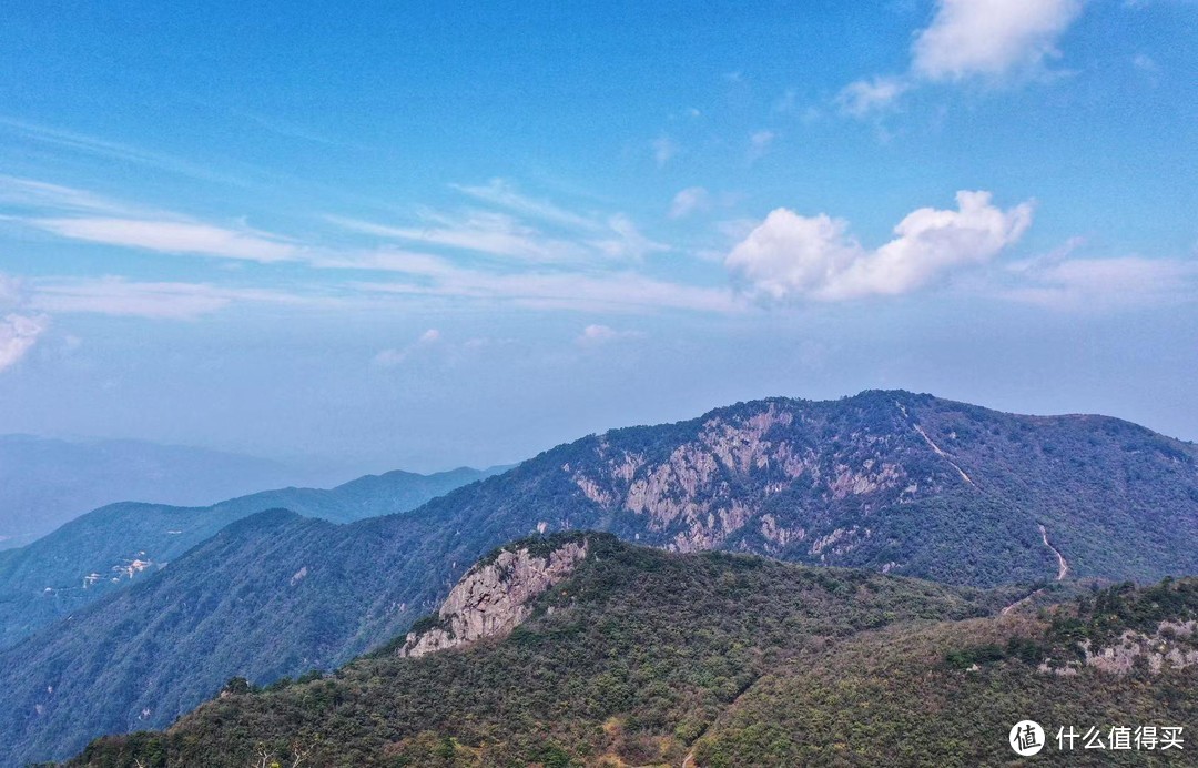 龙王山远望药王峰