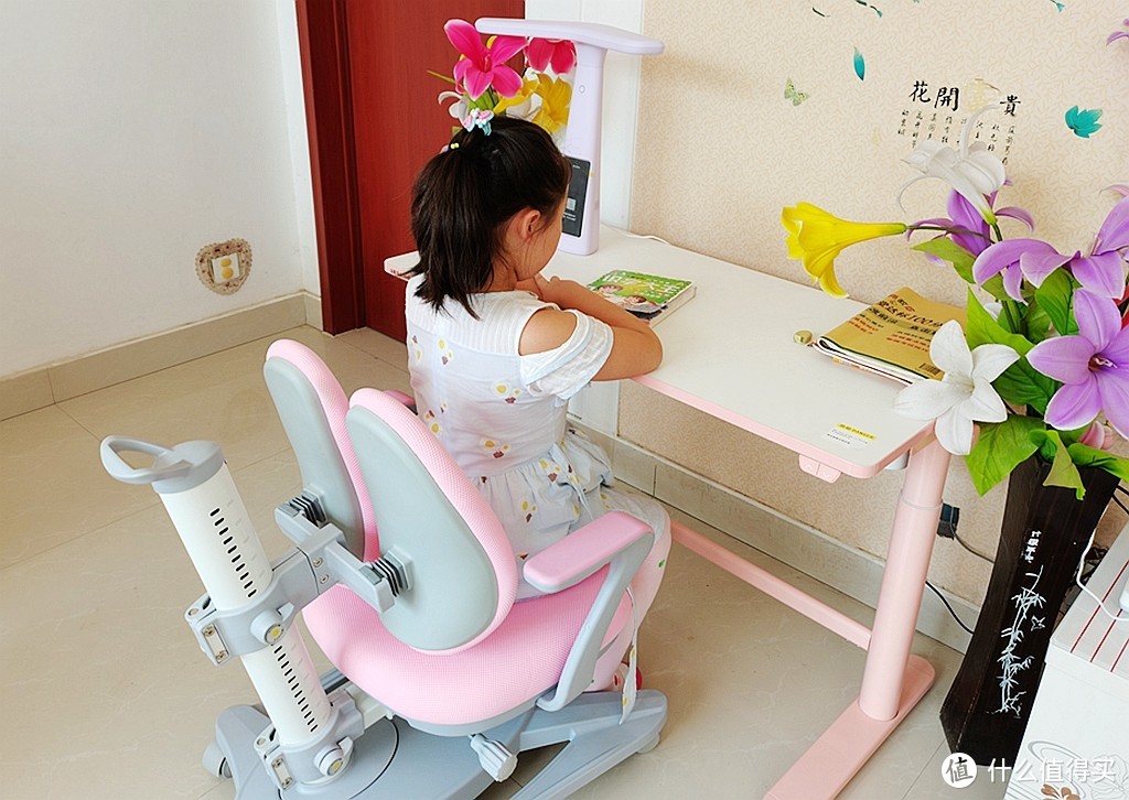 乐歌智能电动升降儿童学习桌评测：用心呵护孩子成长的每一步