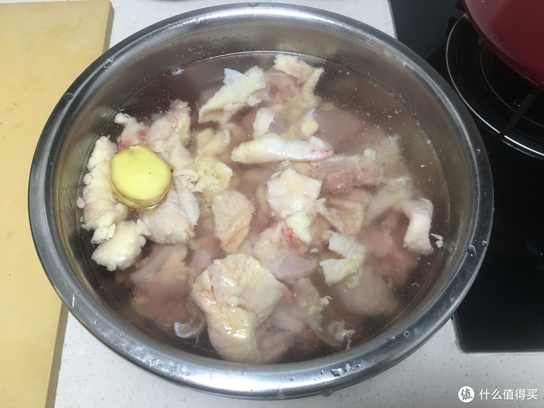 香菇炖鸡腿，配米饭我能吃两碗