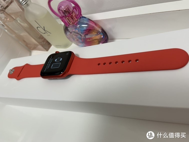 红红火火恍恍惚惚，Apple Watch Series 6 开箱