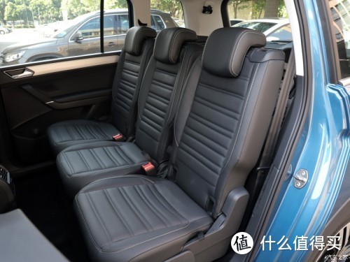 家用mpv2021款途安L 居家实用高性价比