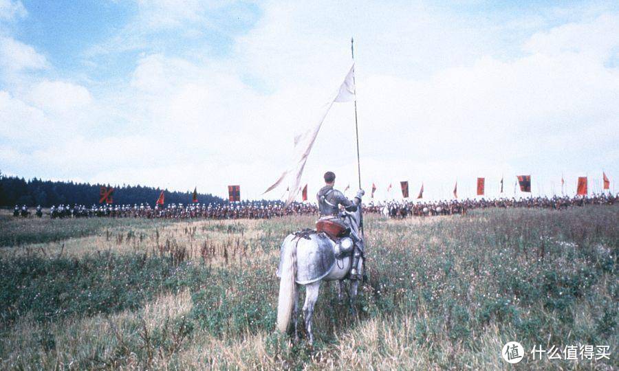 十一宅家看电影，骨子里的热血蠢蠢欲动，关键词“冷兵器，大场面”。附在线观看链接