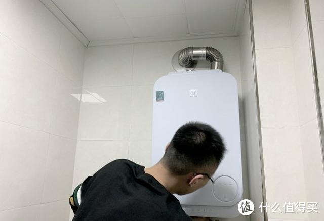 云米零冷水燃气热水器S1 吕布款体验：零冷水，无线互联，增压畅快洗