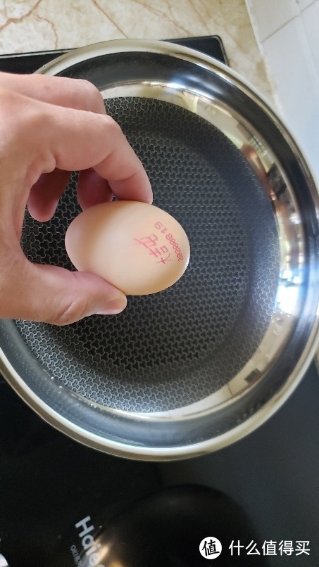 简单清洗后，准备煎个蛋