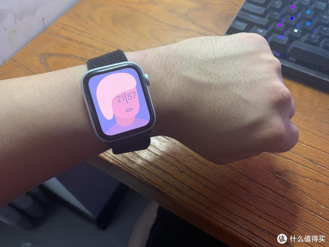 我的apple watch永远缺个表带--仓华苹果手表表带及钢化膜晒单